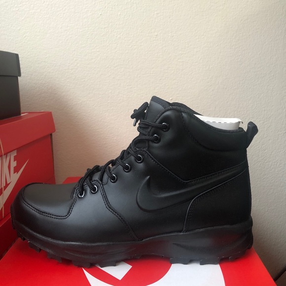 Nike Other - Nike Mens Manoa Leather All Black boots size 10.5